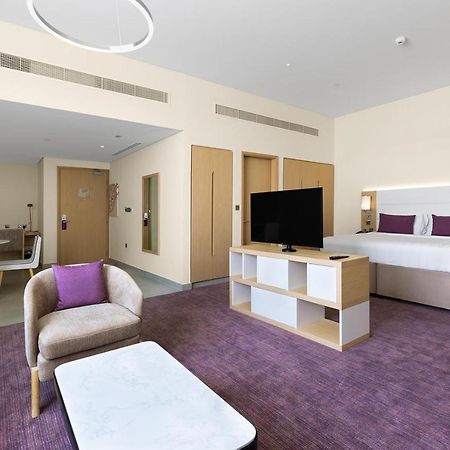 Premier Inn Dubai Ibn Battuta Mall Экстерьер фото