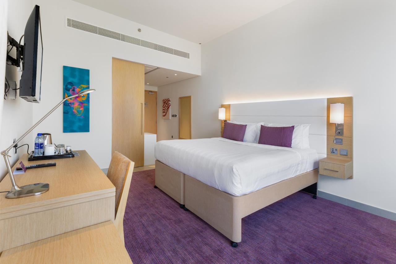 Premier Inn Dubai Ibn Battuta Mall Экстерьер фото