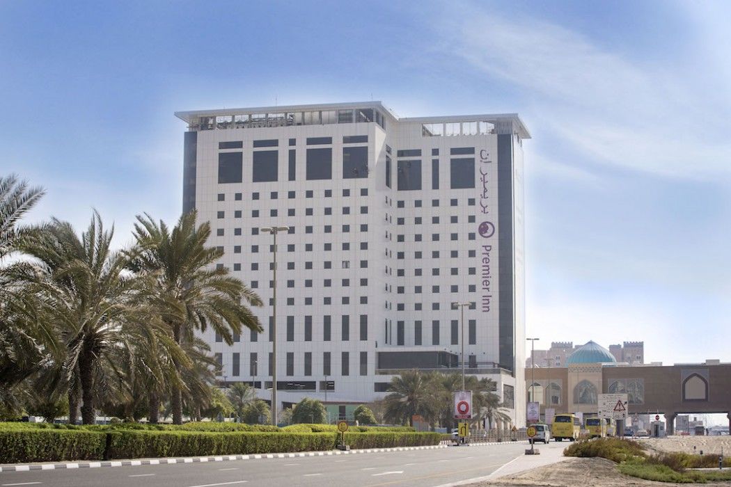 Premier Inn Dubai Ibn Battuta Mall Экстерьер фото