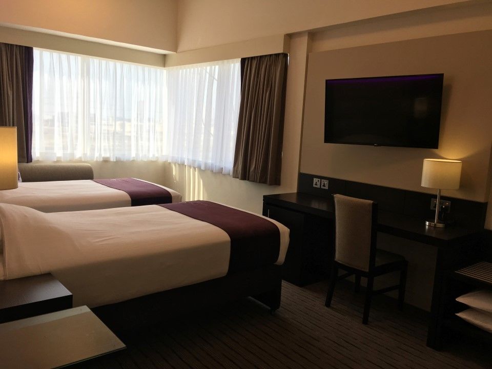 Premier Inn Dubai Ibn Battuta Mall Экстерьер фото