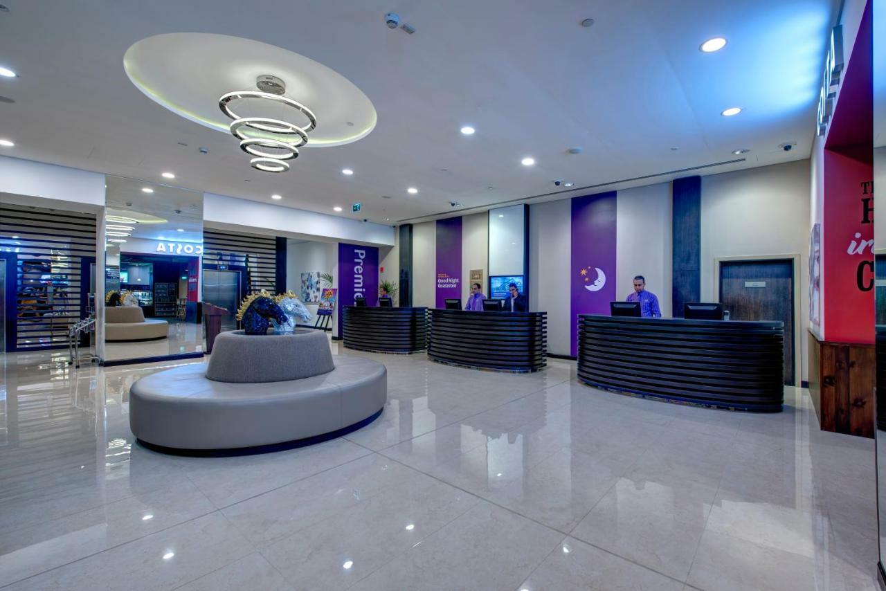 Premier Inn Dubai Ibn Battuta Mall Экстерьер фото