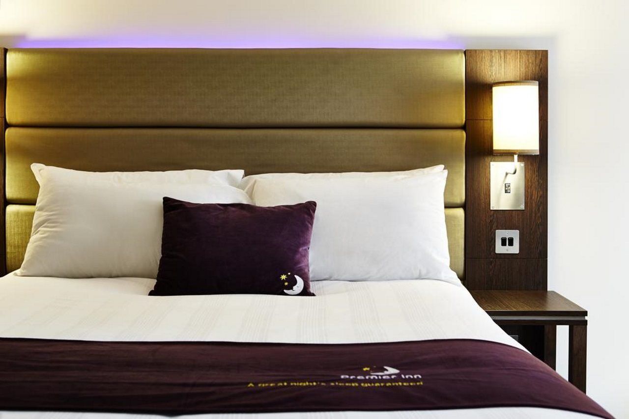 Premier Inn Dubai Ibn Battuta Mall Экстерьер фото